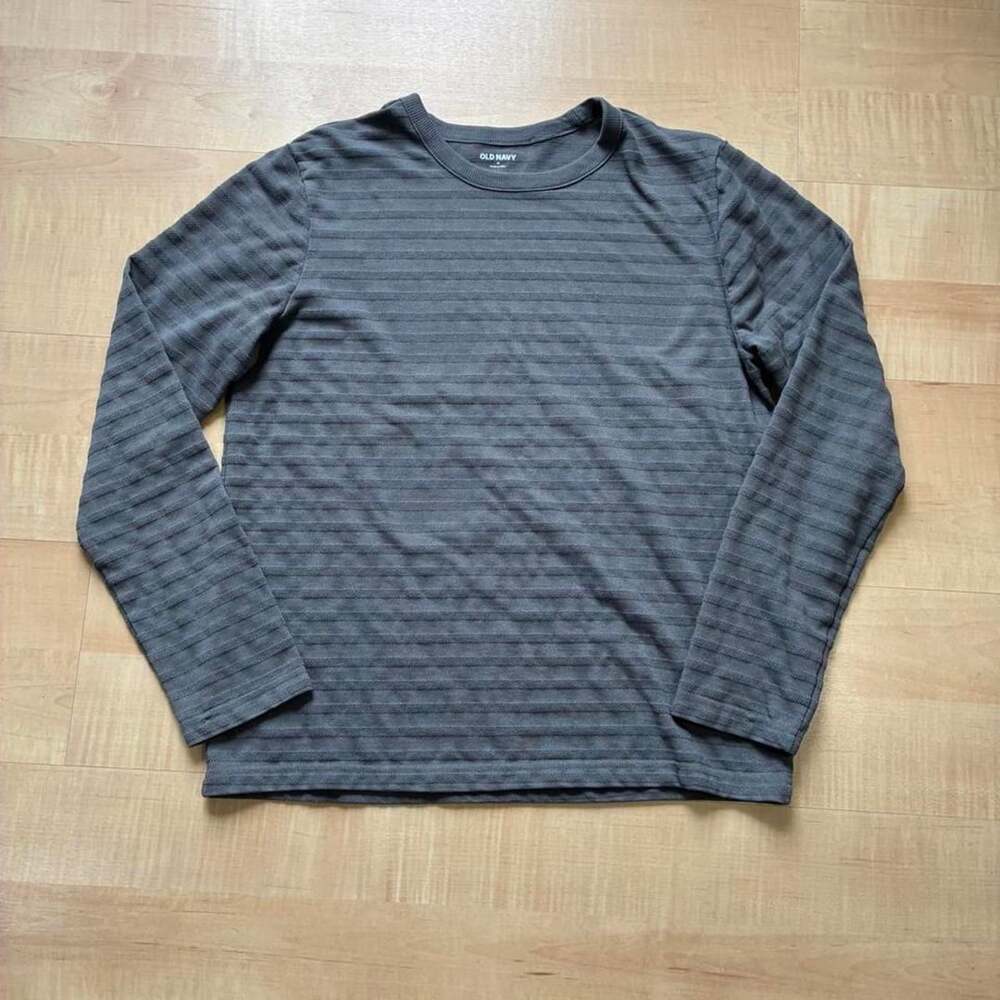 Old Navy Textured Stripe Long Sleeve Tee Size M Gray Crewneck
